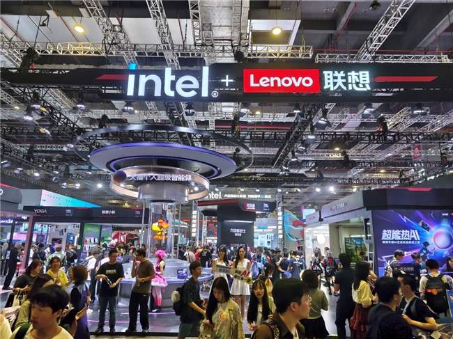 拯救者四款游戏本全场景解析：性能、便携、散热全面升级(图1)