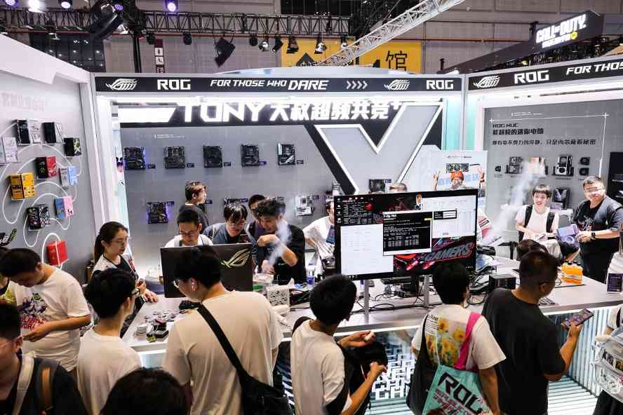 BW2025 ROG主板超频与背置技术引领潮流(图2)