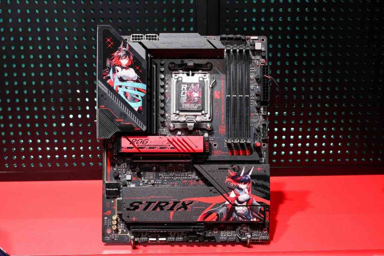ROG X870主板新品震撼登场 玩+乐园引爆BW2025(图3)
