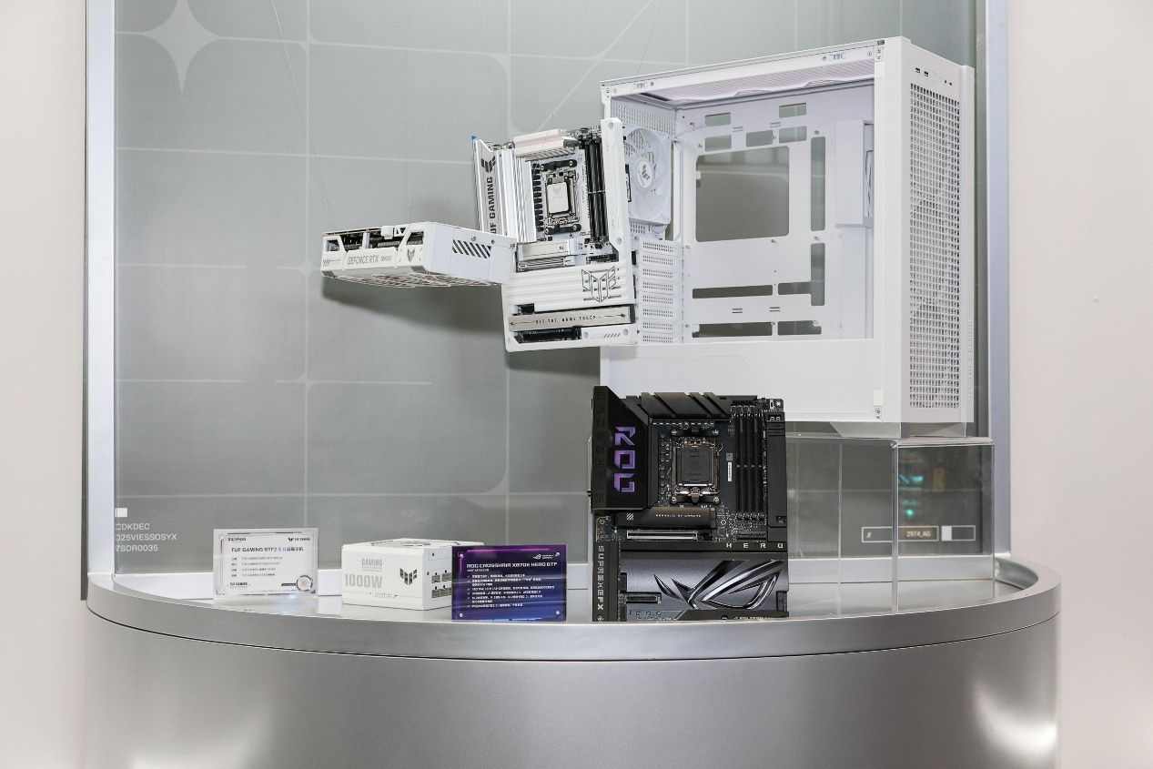 BW2025 ROG玩+乐园引爆二次元电竞狂欢(图18)