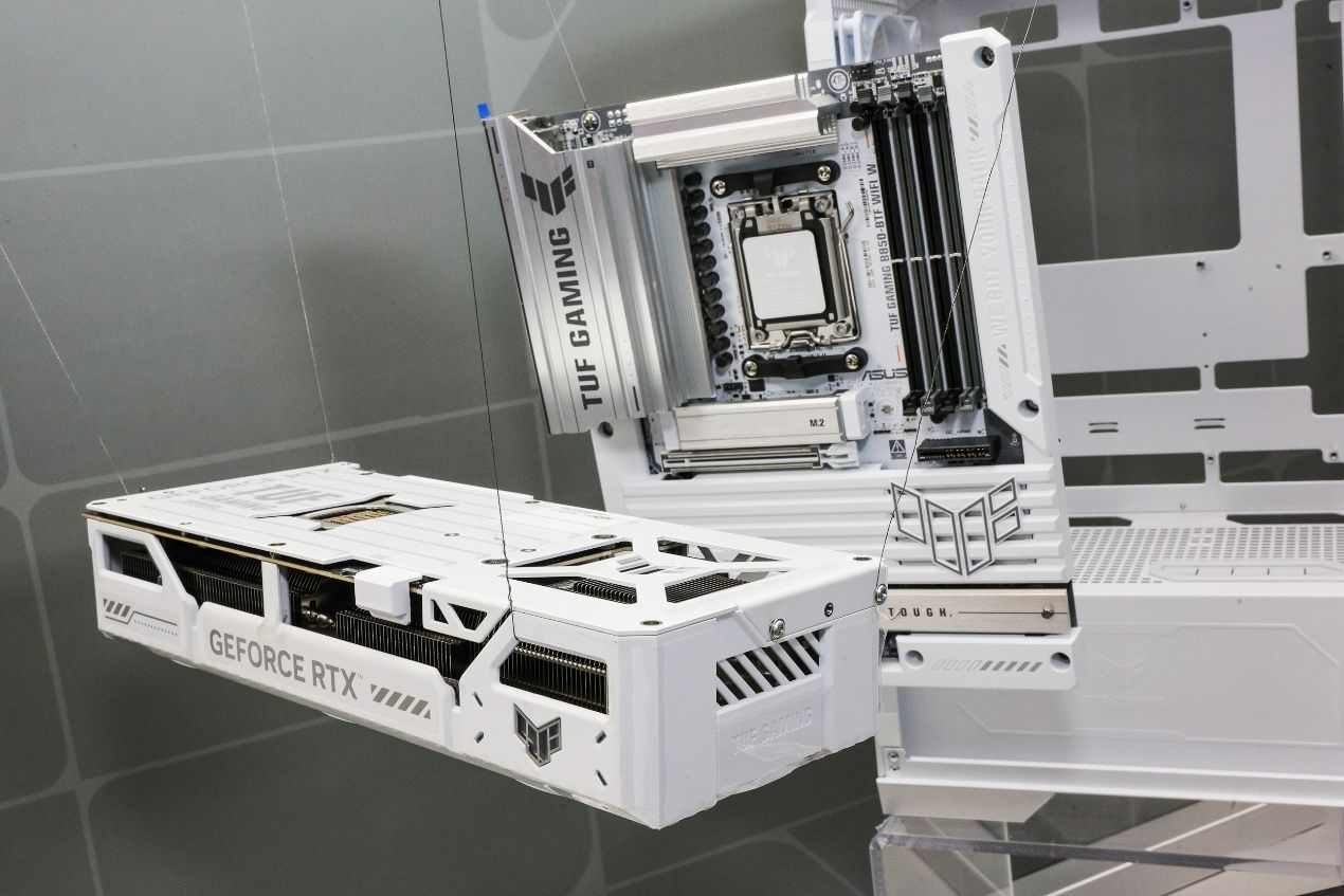 BW2025 ROG玩+乐园引爆二次元电竞狂欢(图21)