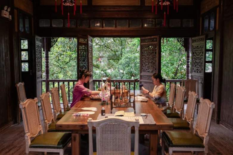 一扇窗，映四季，观天地(图14)