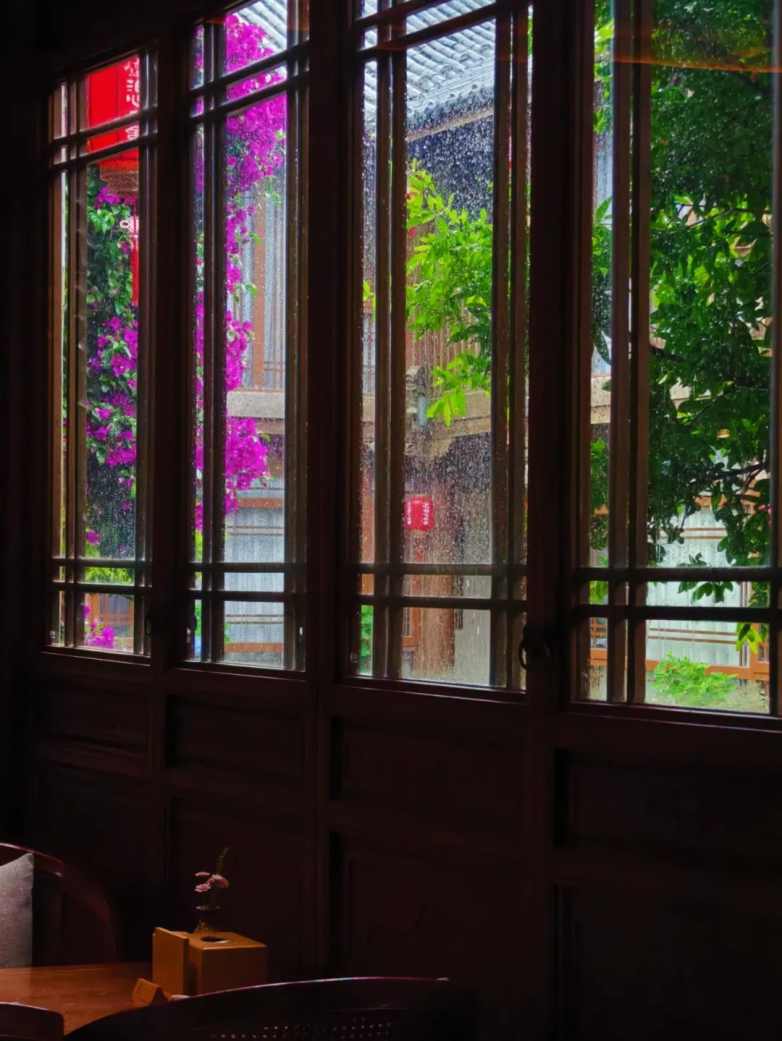 庭院时光 静谧与诗意的栖居空间(图3)