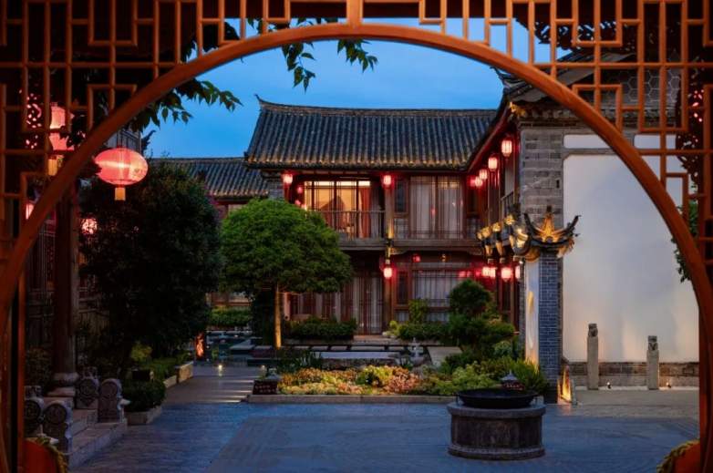 庭院时光 静谧与诗意的栖居空间(图8)