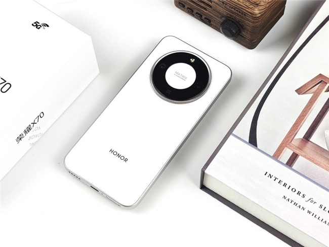 最强续航手机推荐，超大电池与硬核防护体验(图2)