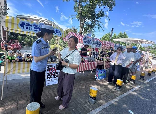 安全科普活动全国铺开，政企协作倡导文明出行新风尚(图2)