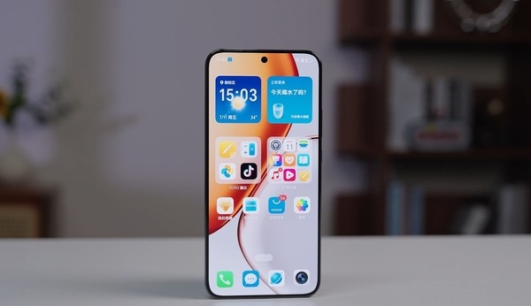 千元档高性价比手机推荐 这款续航无敌配置全面(图2)
