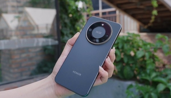 千元档高性价比手机推荐 这款续航无敌配置全面(图1)