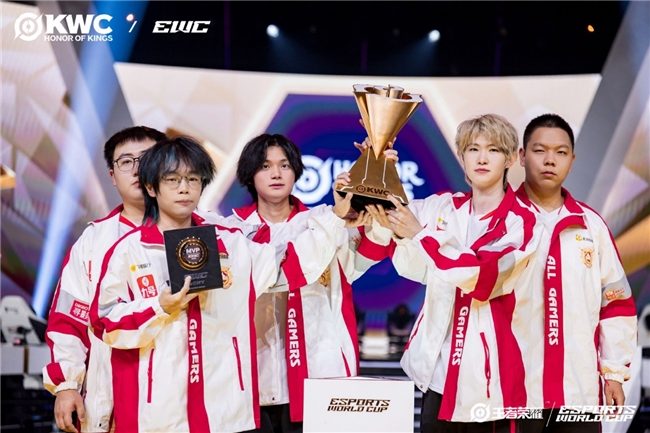 AG超玩会EWC电竞世界杯夺冠 九号电动车携手共创电竞新生态(图1)