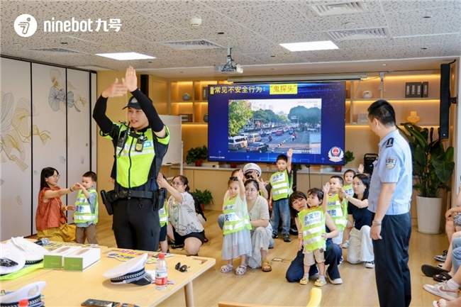 九号电动车全国联动开展安全驾驶科普活动(图1)