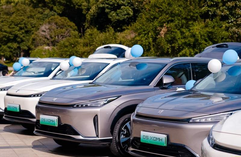 荣威D5X DMH 10万混动SUV省油8000元(图3)