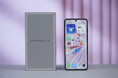 小折叠屏手机推荐｜2025值得买的折叠机全攻略(图1)