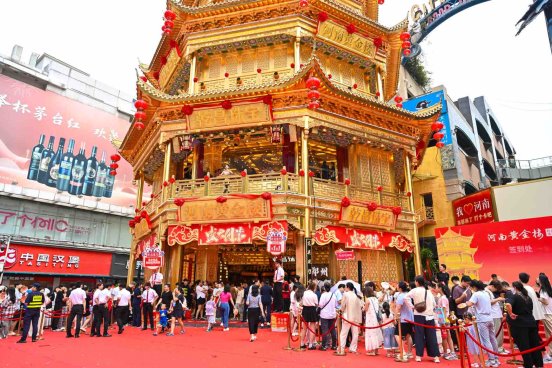 七夕浪漫经济带动实体店销售｜黄金珠宝消费增长全攻略(图2)