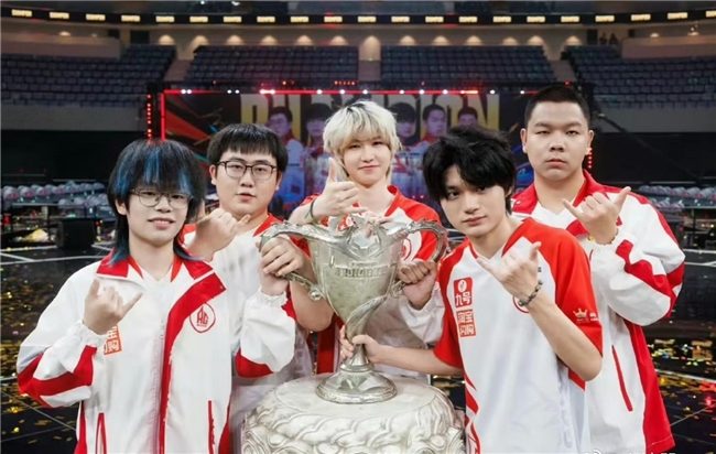 六连冠征程｜九号携手AG共启智能出行新篇章(图1)