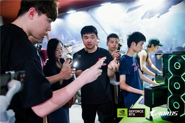 RTX 50显卡体验盛会｜电竞与AI技术融合全攻略(图10)