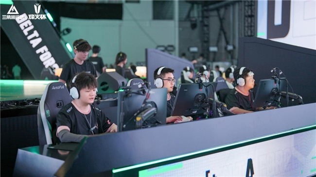 前行者携手ESG战队｜电竞鼠标合作新标杆(图2)