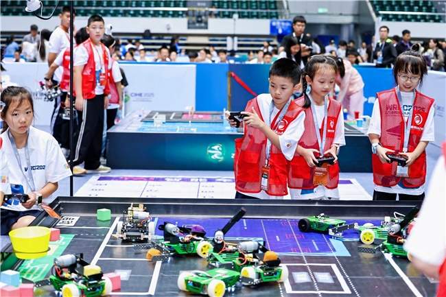 2025世界机器人大赛绵阳锦标赛盛况(图7)