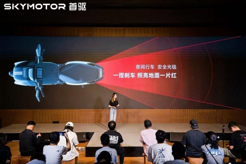 首驱科技智能座舱系统引领两轮车智能出行机器人时代全攻略(图7)