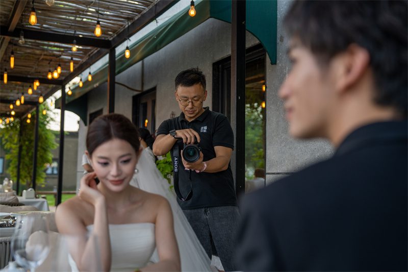 转折与新生：婚礼摄影师为何全面转向索尼微单｜实战心得(图4)