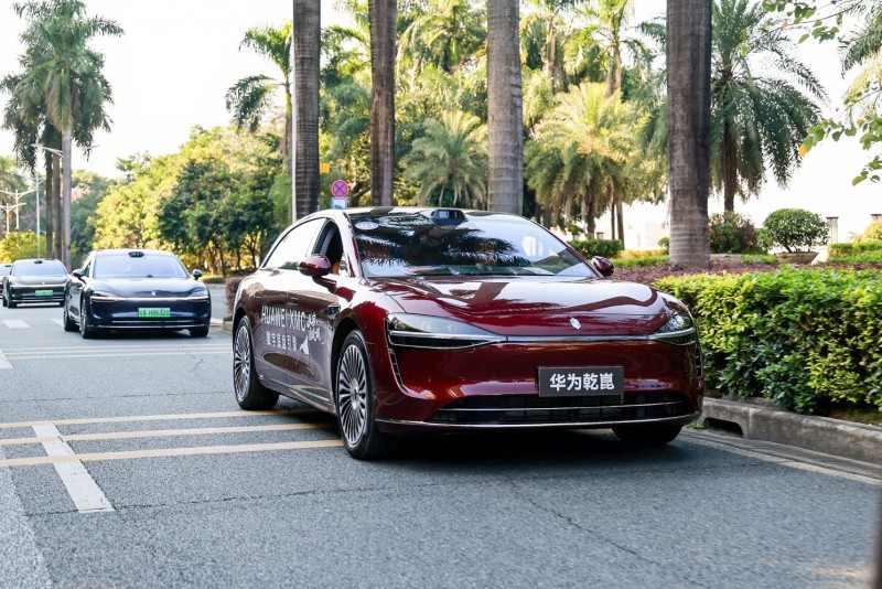 从容，自成一派，华为乾崑HUAWEI XMC全能试驾菁英汇，用科技赋能从容出行的“底气”(图7)