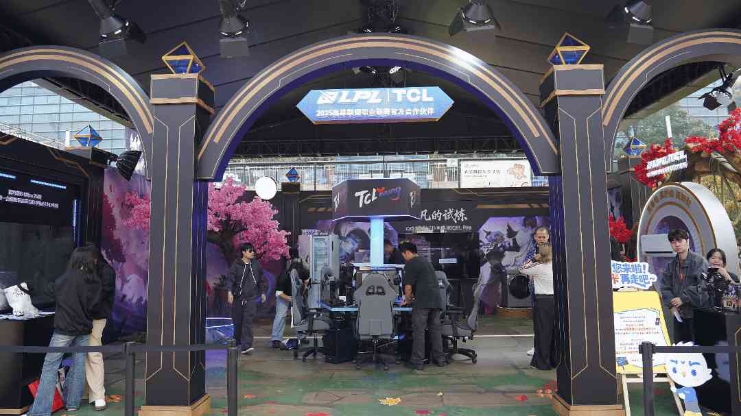 300Hz高刷+MiniLED：雷鸟F6显示器如何成为英雄联盟的“神兵利器”？(图4)