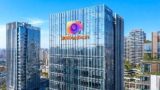 来画发布全国首个支持1000秒AI漫剧平台，一键生成动漫短片(图4)