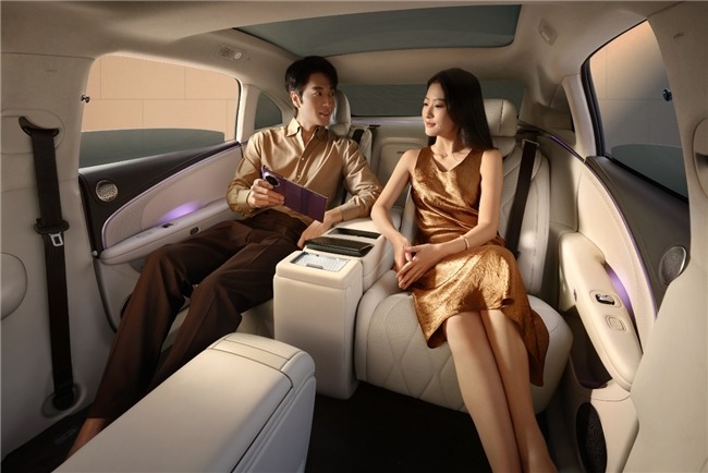 华系双智旗舰轿车 广汽昊铂A800内饰首发，为高速L3商用冲刺(图7)